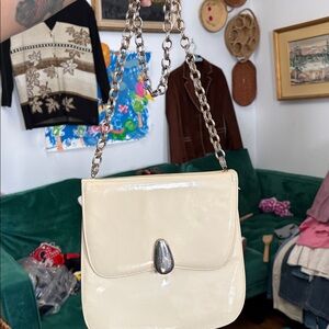 Vintage Shoulder Bag 💛